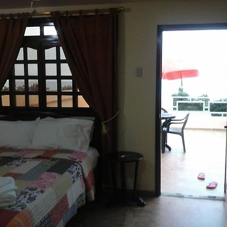 Puerta Sol Inn Manglaralto المظهر الخارجي الصورة