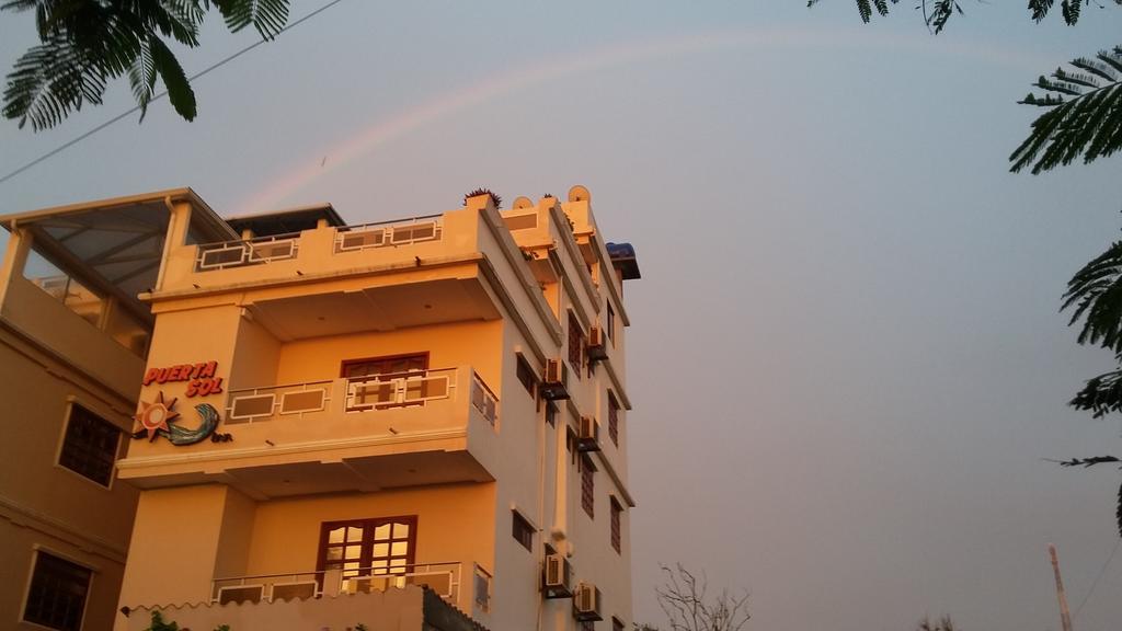 Puerta Sol Inn Manglaralto المظهر الخارجي الصورة
