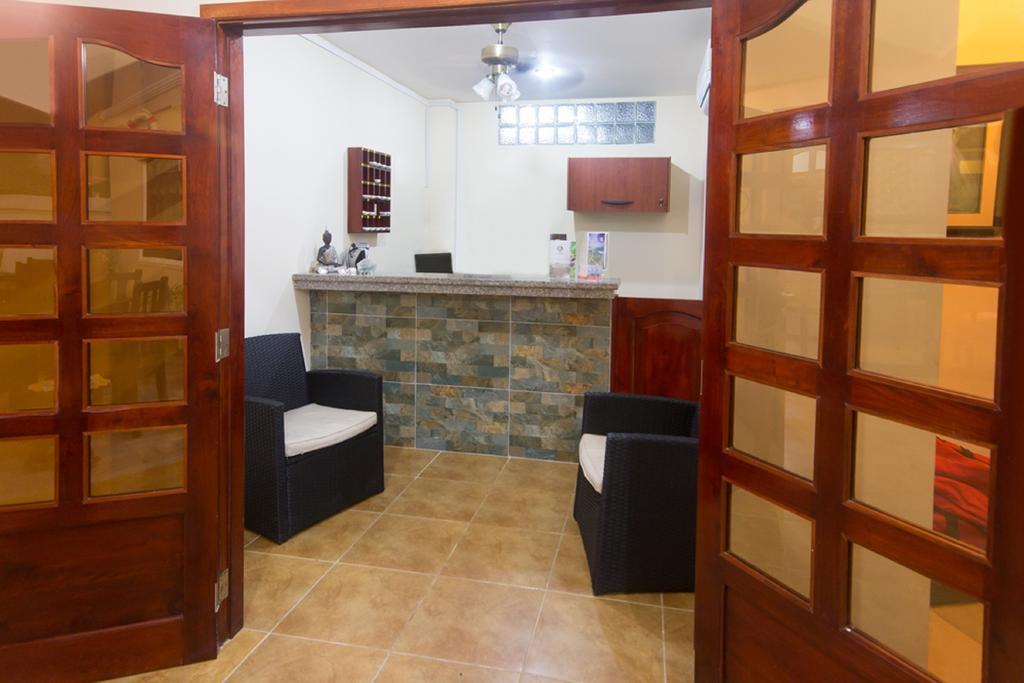 Puerta Sol Inn Manglaralto المظهر الخارجي الصورة